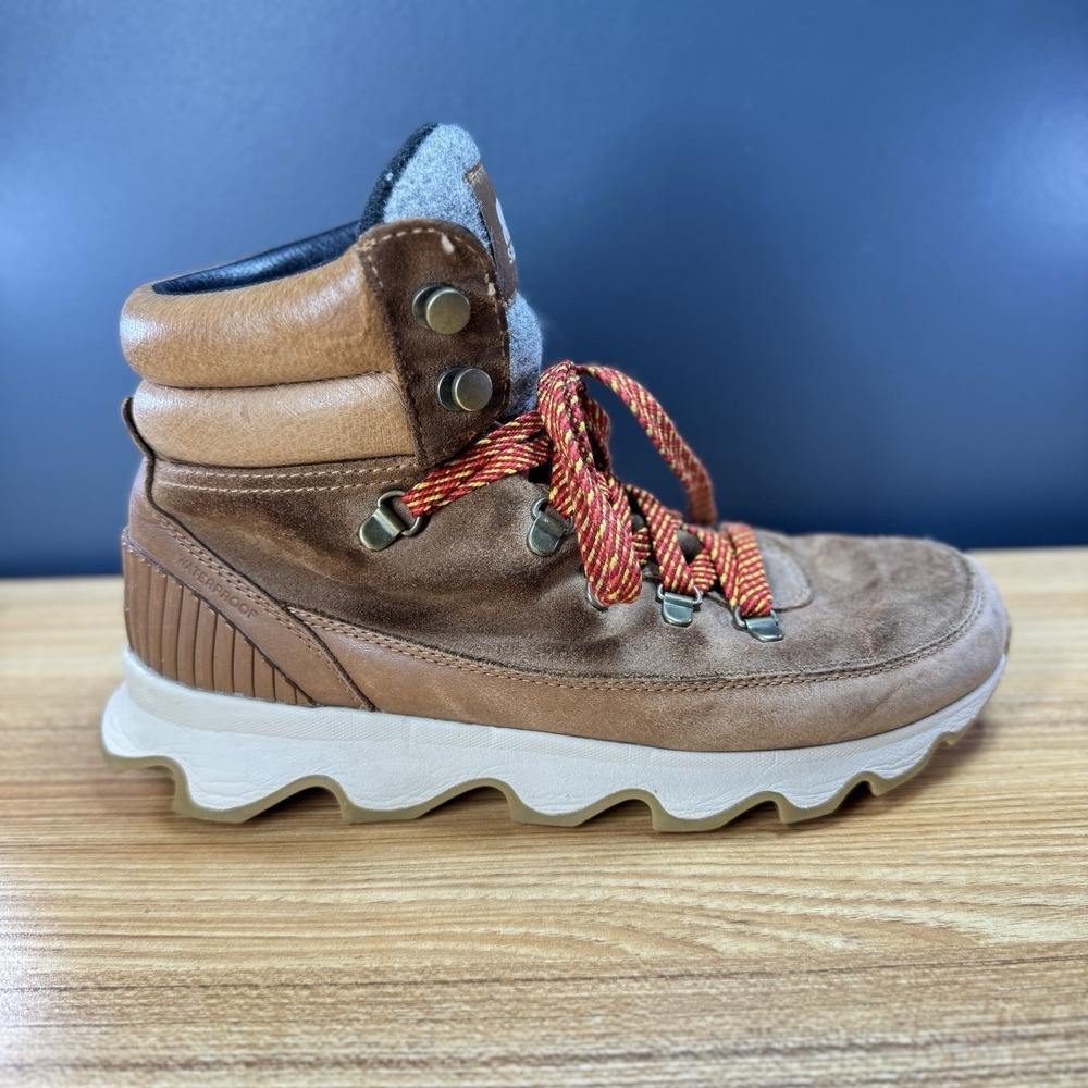 Sorel Boots Women's US 10 Kinetic Conquest Boots Velvet Tan Brown Hiking Gorp